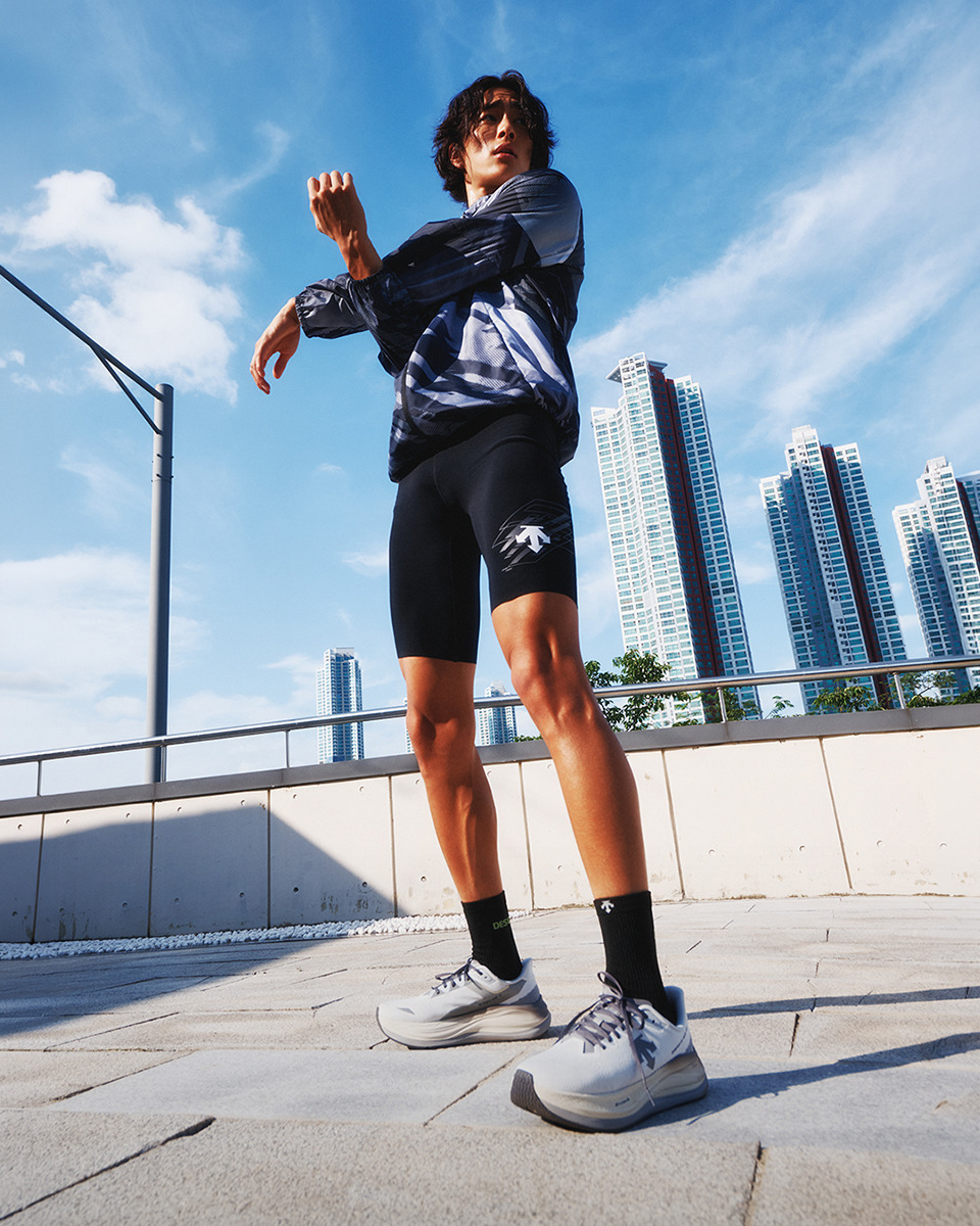 RUNNING SHOES GUIDE