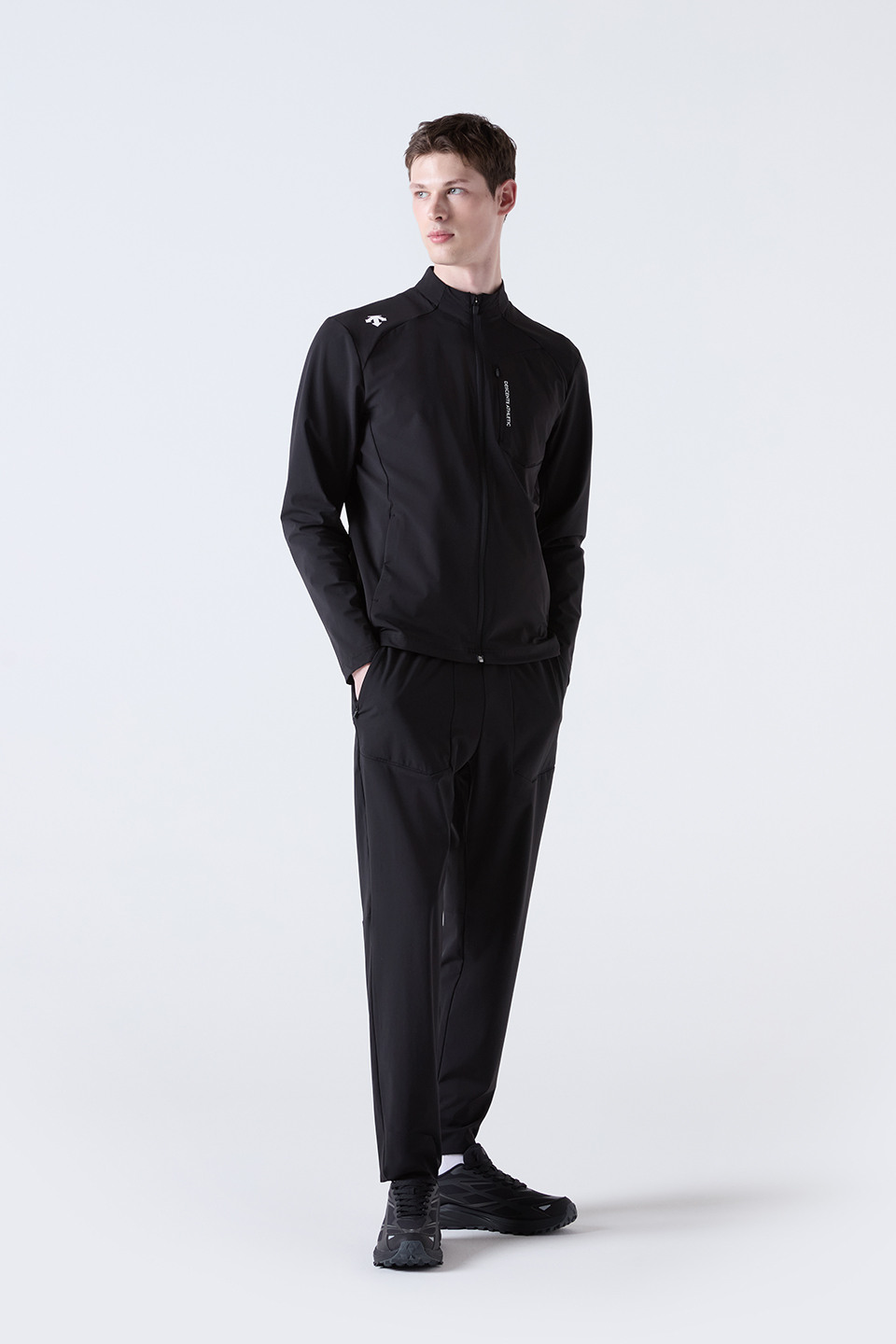 DESCENTE デサント トレーニング ハーフジャケット ブラック SQ121TFT21 画像 5