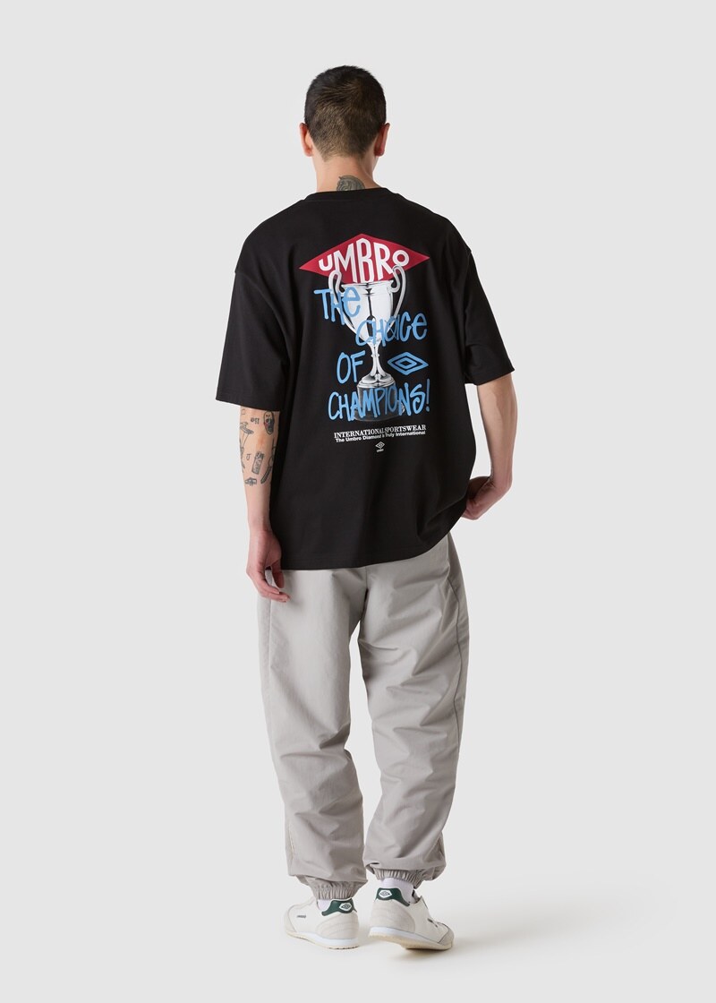 韓国*UMBRO■Archive Trophy Short Sleeve アンブロ umbro 【KOREA COLLECTION】TROPHY SHORTS SLEEVE T
