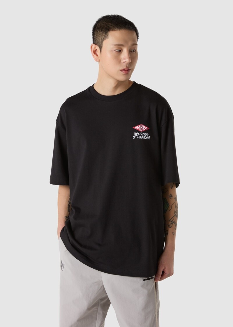 UMBRO Archive Trophy Short Sleeve T-Shirt