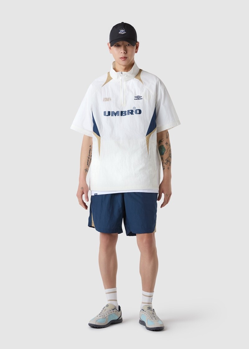【UMBRO】 BLOKE Short Sleeve Stand Neck Anorak / 追跡付 UMBRO】 BLOKE Short Sleeve Stand Neck Anorak / 追跡付