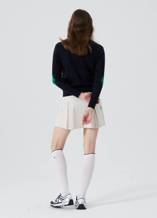  뒷면