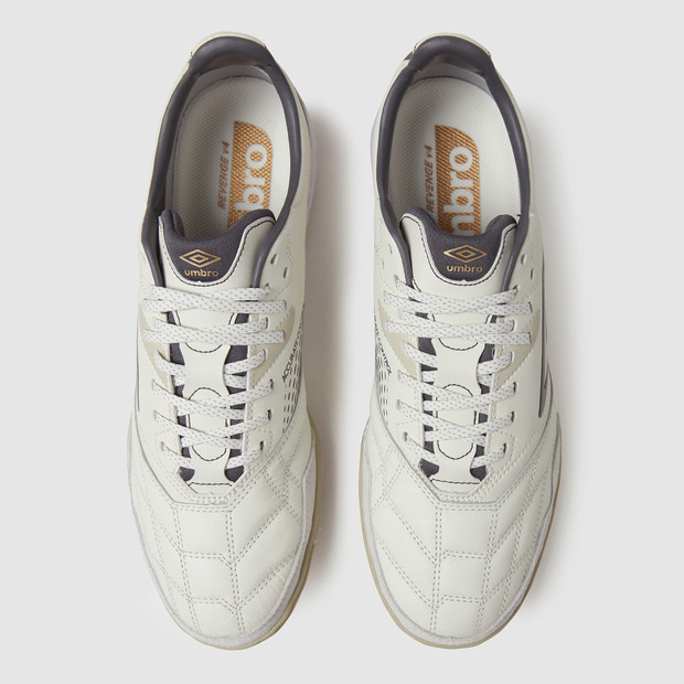 UMBRO■REVENGE PREMIUM■送料込 UMBRO] REVENGE PREMIUM (리벤지 프리미엄)