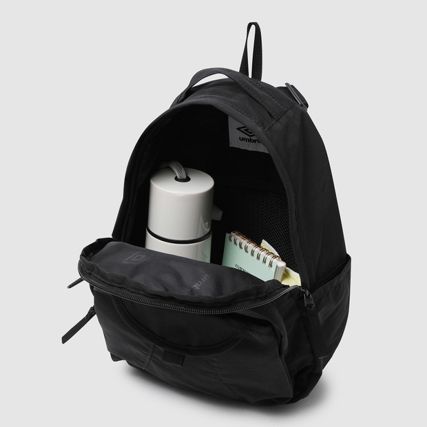 ◎UMBRO◎ Lightweight mini backpack 10L black UQ123CBP10 UQ1